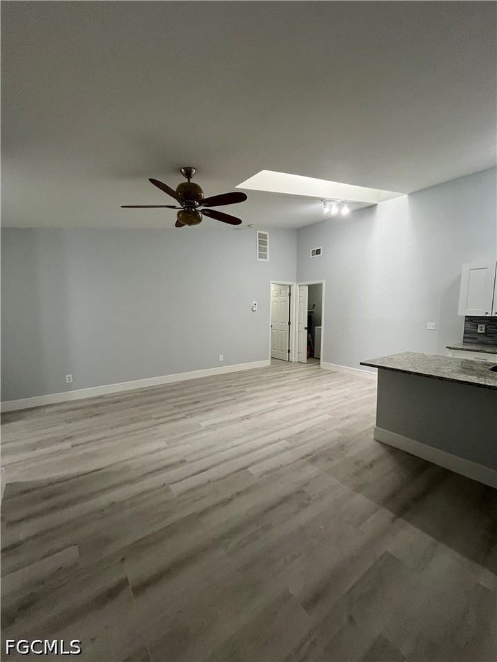 5111 Sw Courtyards Ct Apt 44 - Photo 3 of 23