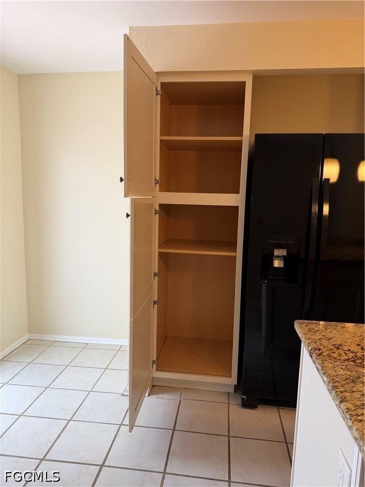 4969 Vincennes St Apt B - Photo 7 of 21