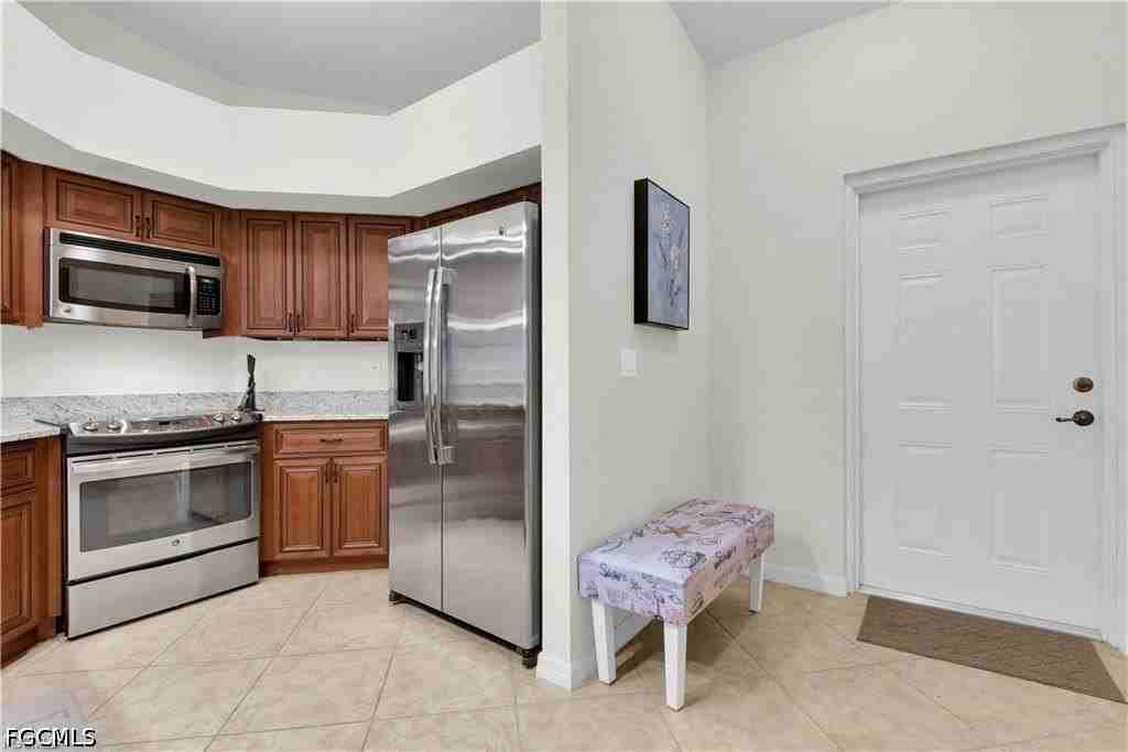 1113 Winding Pines Cir #204 - Photo 2 of 18