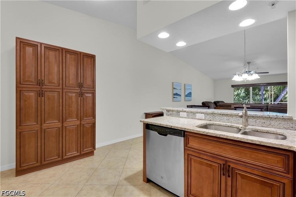 1113 Winding Pines Cir #204 - Photo 3 of 18