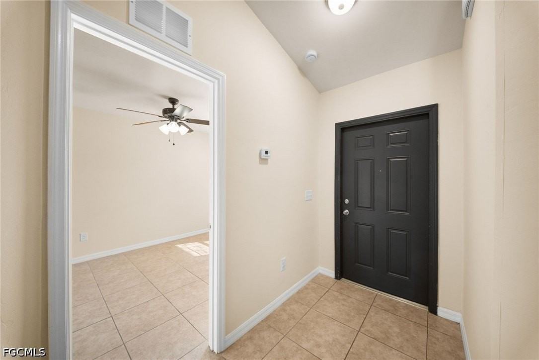 2820 Sw 7th Pl - Photo 4 of 28