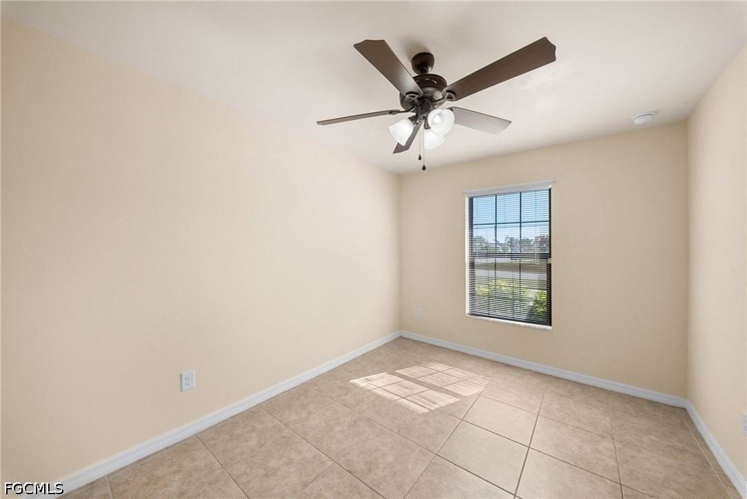 2820 Sw 7th Pl - Photo 5 of 28