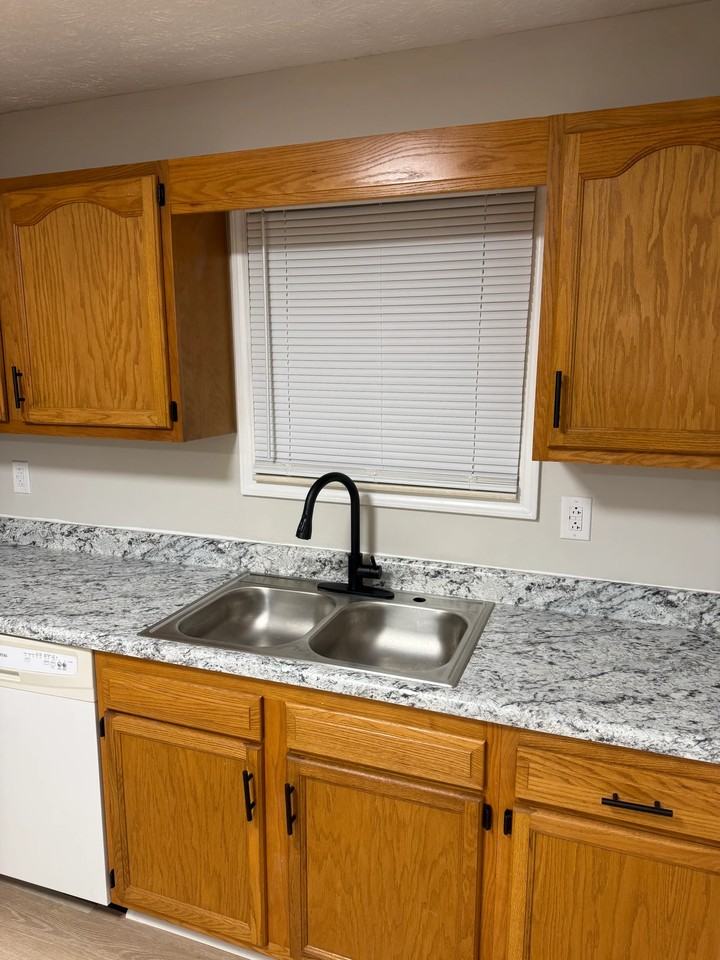 135 Anzie Way #D3 - Photo 3 of 14