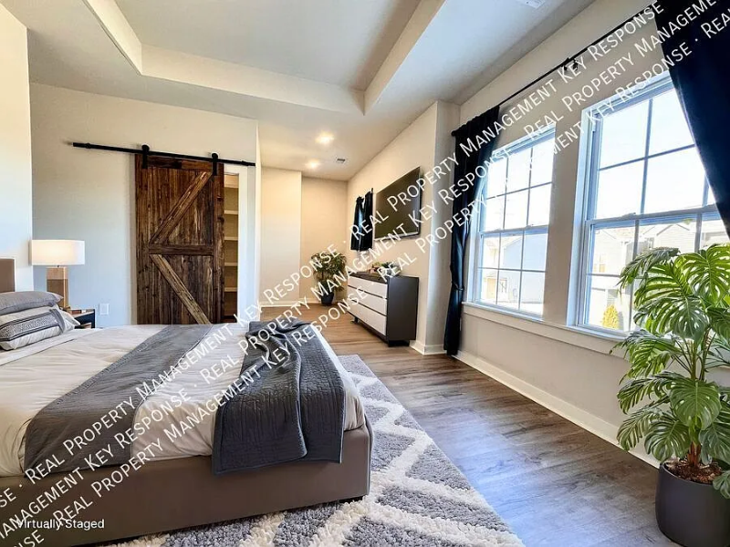 3619 Hydes Ferry Rd - Photo 6 of 15