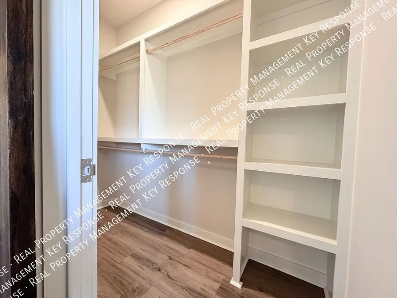 3619 Hydes Ferry Rd - Photo 7 of 15