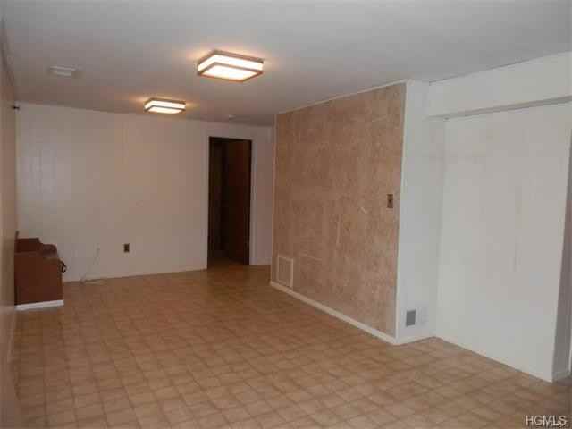 16 Sparkill Ave - Photo 3 of 10