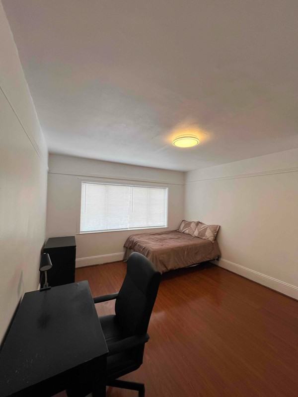 185 Miriam St - Photo 4 of 6