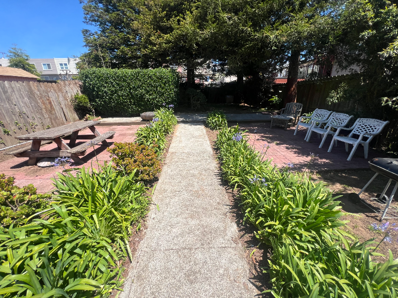 185 Miriam St - Photo 5 of 6