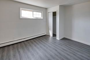 345 W Clements Bridge Rd #B11 - Photo 1 of 1