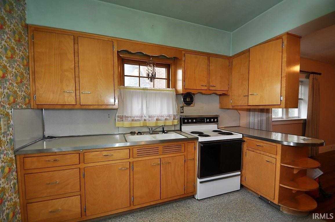 1704 California Ave - Photo 5 of 20