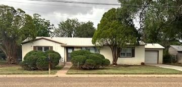 featured image of 808 Texas Ave