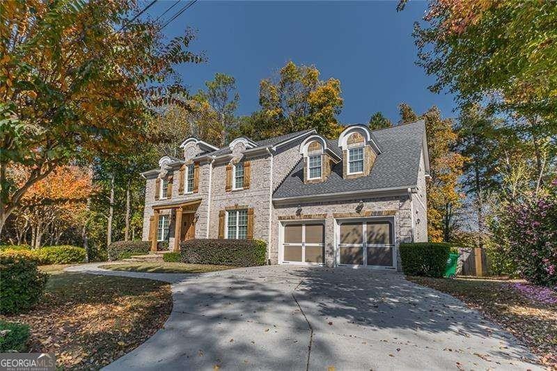 1106 Devine Cir Ne - Photo 5 of 50