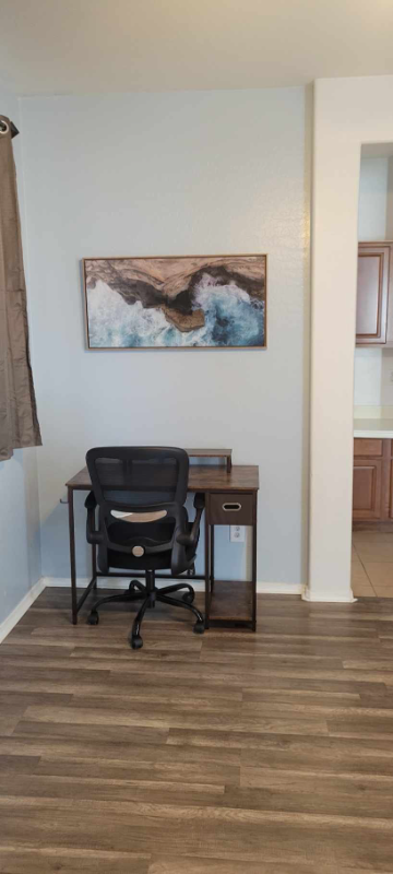 6924 W Southgate Ave - Photo 5 of 6