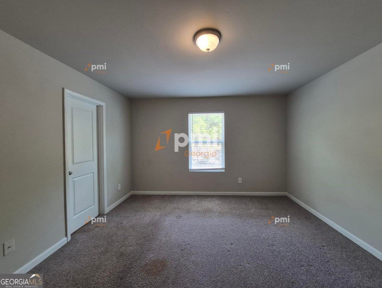 255 Hawthorn Trl - Photo 6 of 17