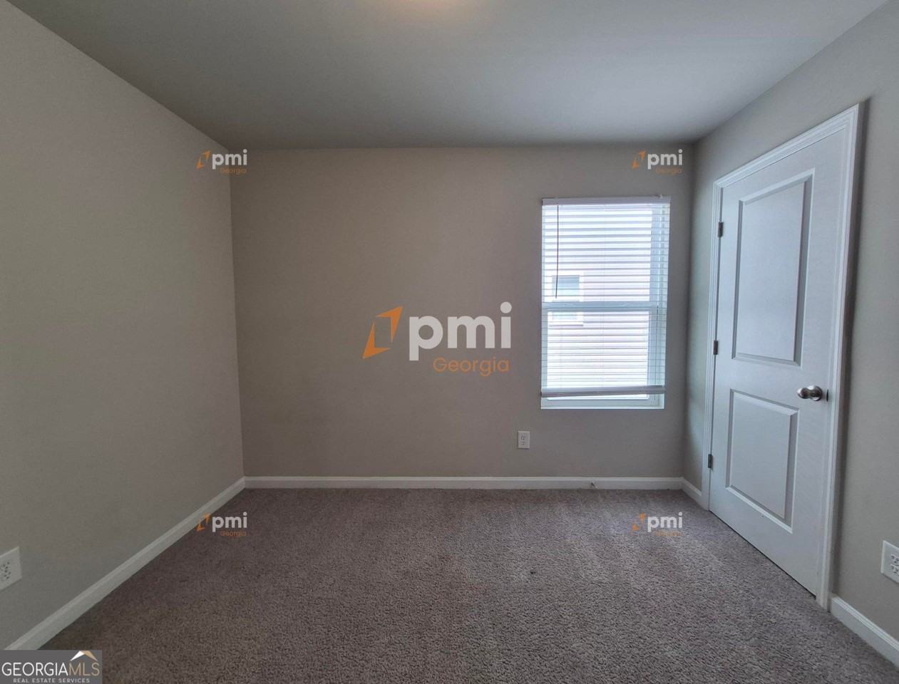 255 Hawthorn Trl - Photo 7 of 17