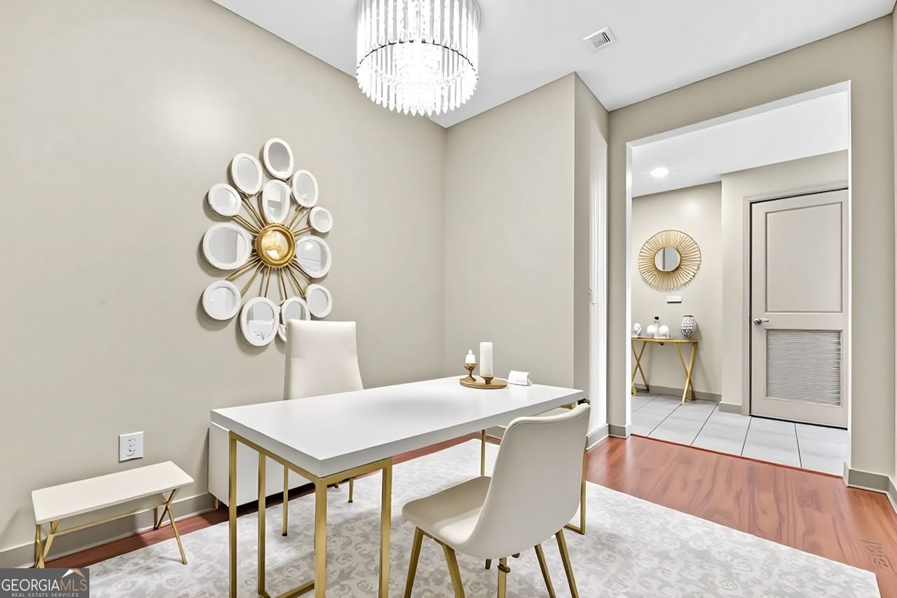 390 17th St Nw #5037 - Photo 3 of 32
