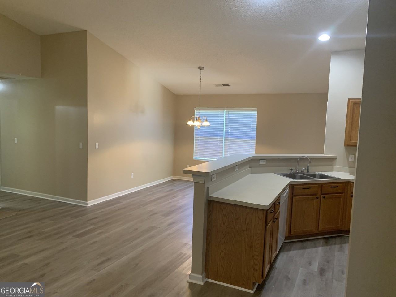 77 Clark St - Photo 2 of 20