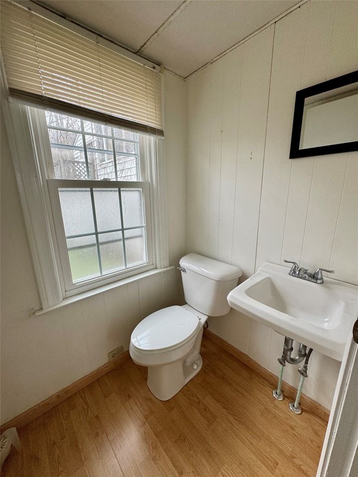 8424 E Lake Rd - Photo 7 of 11