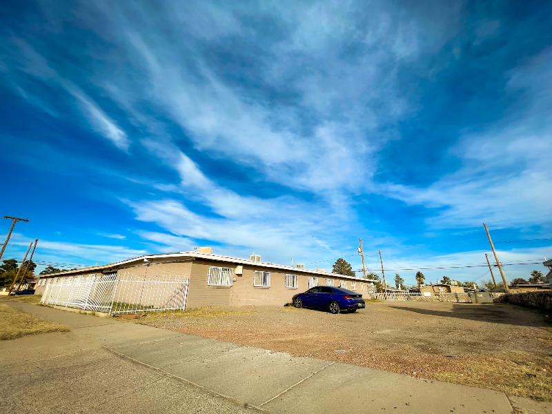 4426 Moonlight Ave #1 - Photo 6 of 12