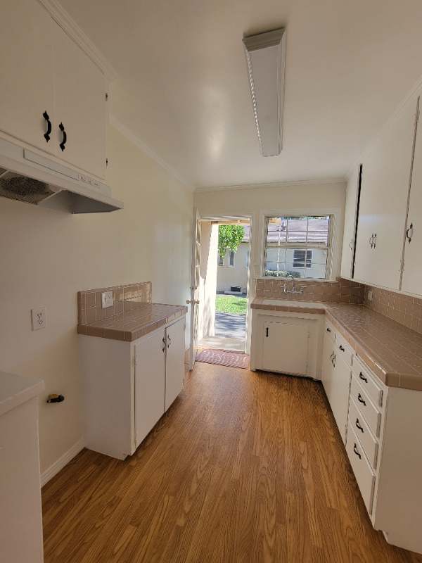 13644 Leadwell St #644 - Photo 2 of 22