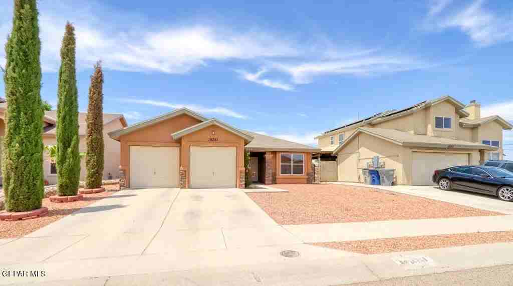 14241 Smokey Point Dr - Photo 2 of 41