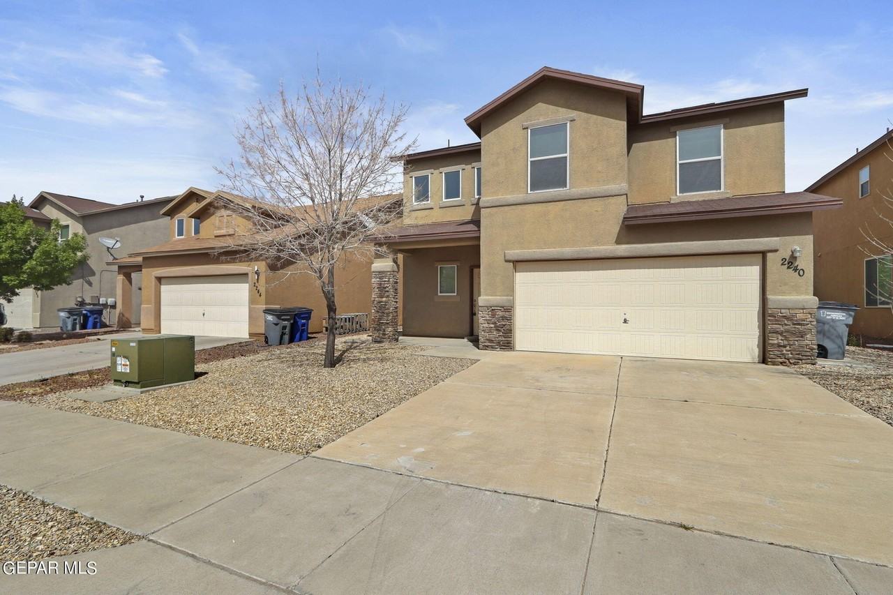 2240 Decamp Point Pl - Photo 5 of 37