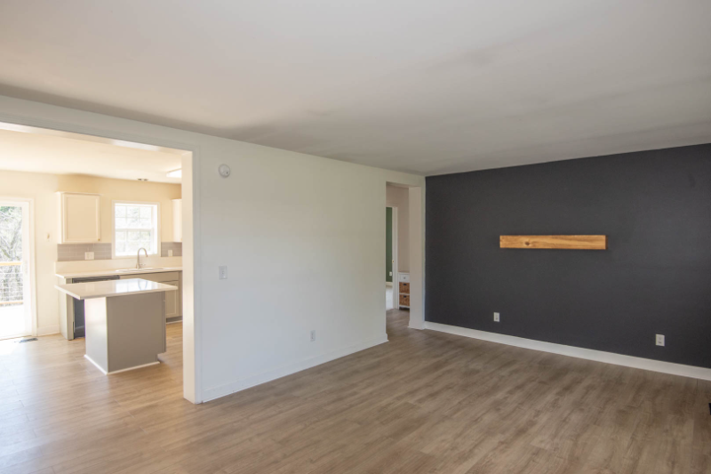 249 Noahs Rd - Photo 4 of 15