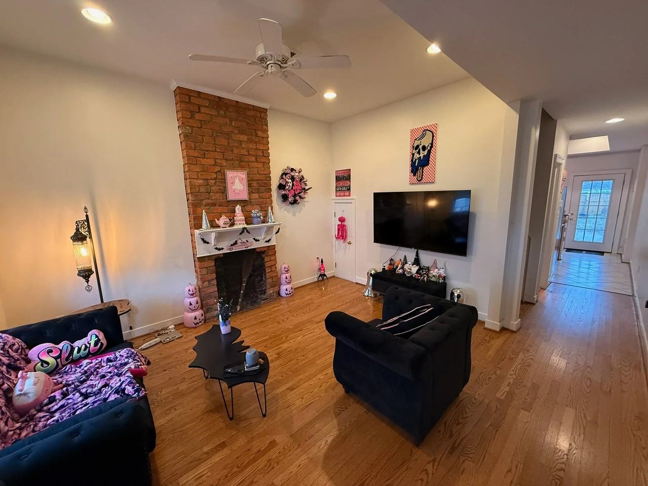 1513 W Cary St - Photo 3 of 13