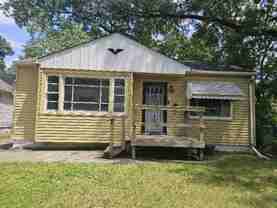 1830 S Kneer Ave - Photo 1 of 1