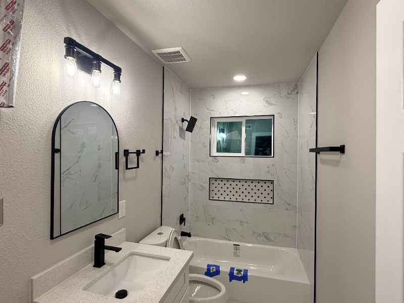 5238 Pease St #1 - Photo 6 of 15