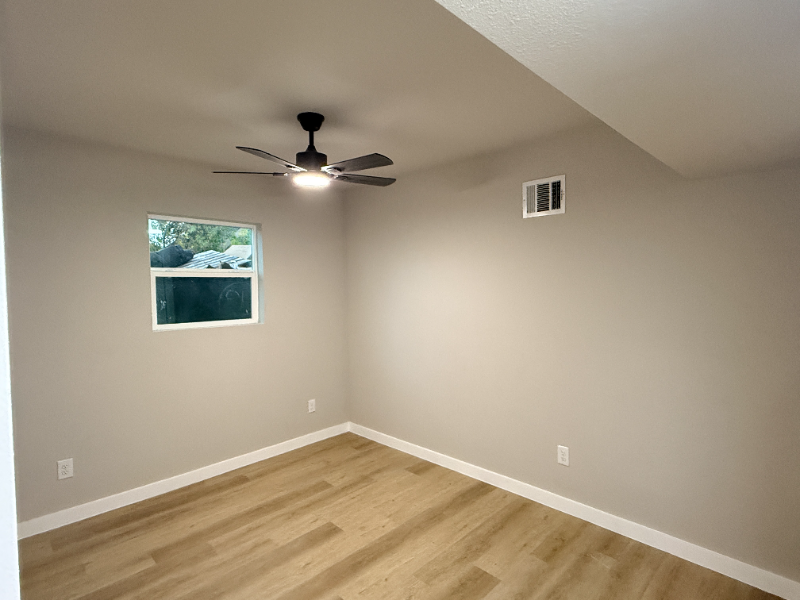 5238 Pease St #1 - Photo 7 of 15