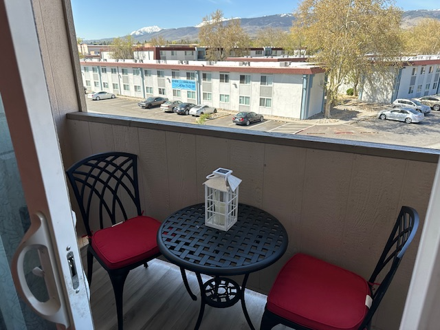 10 Gentry Way #302 - Photo 3 of 12