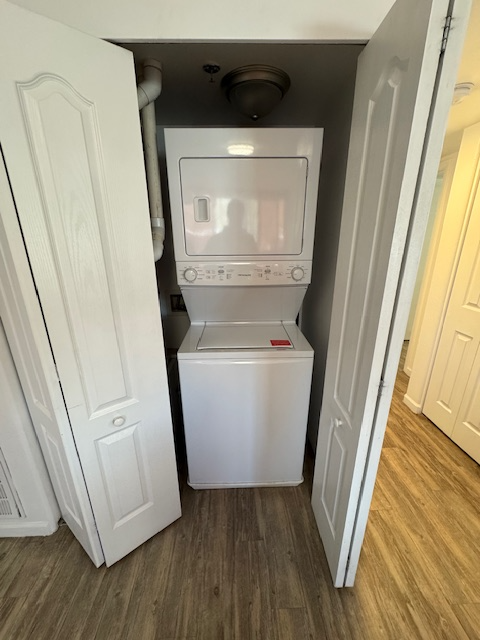 10 Gentry Way #302 - Photo 7 of 12