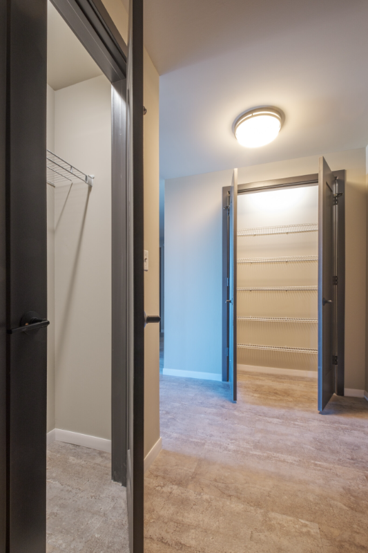 52 N Sangamon St - Photo 2 of 16