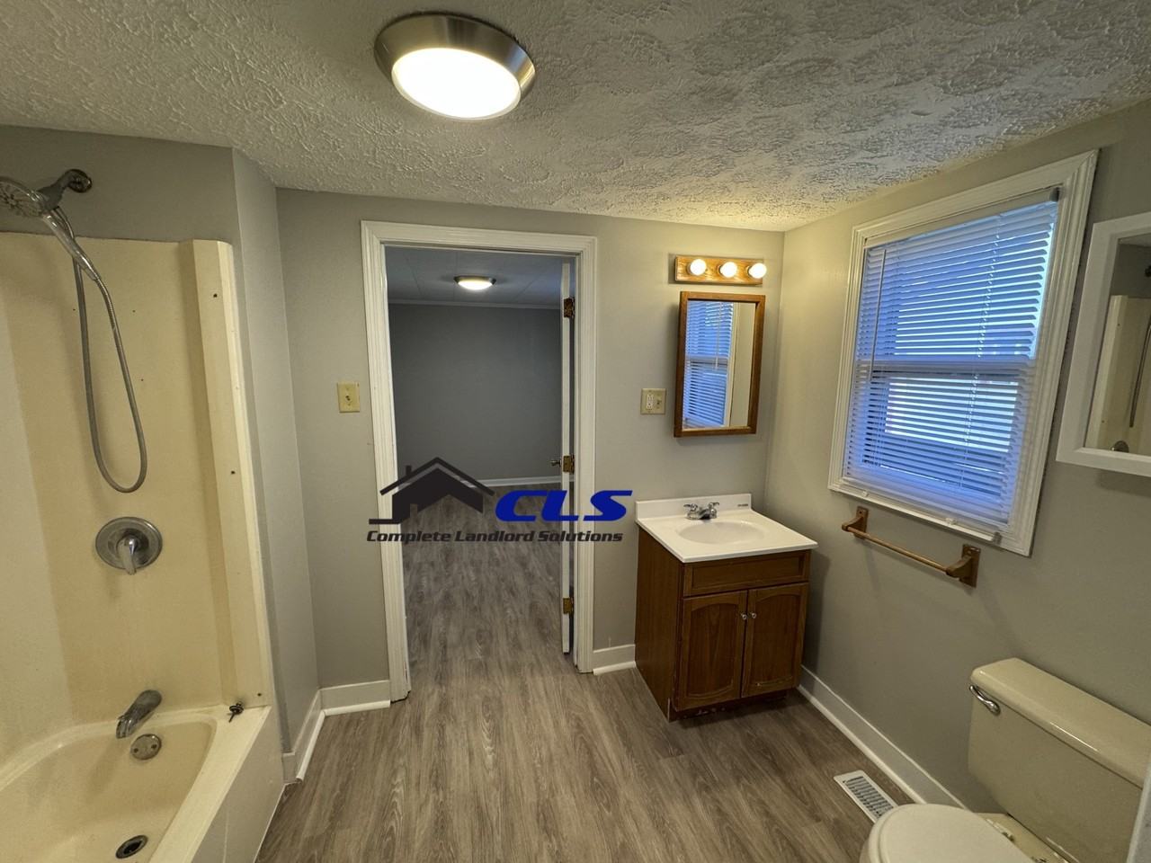 3100 N 14th St #1 - Photo 7 of 16