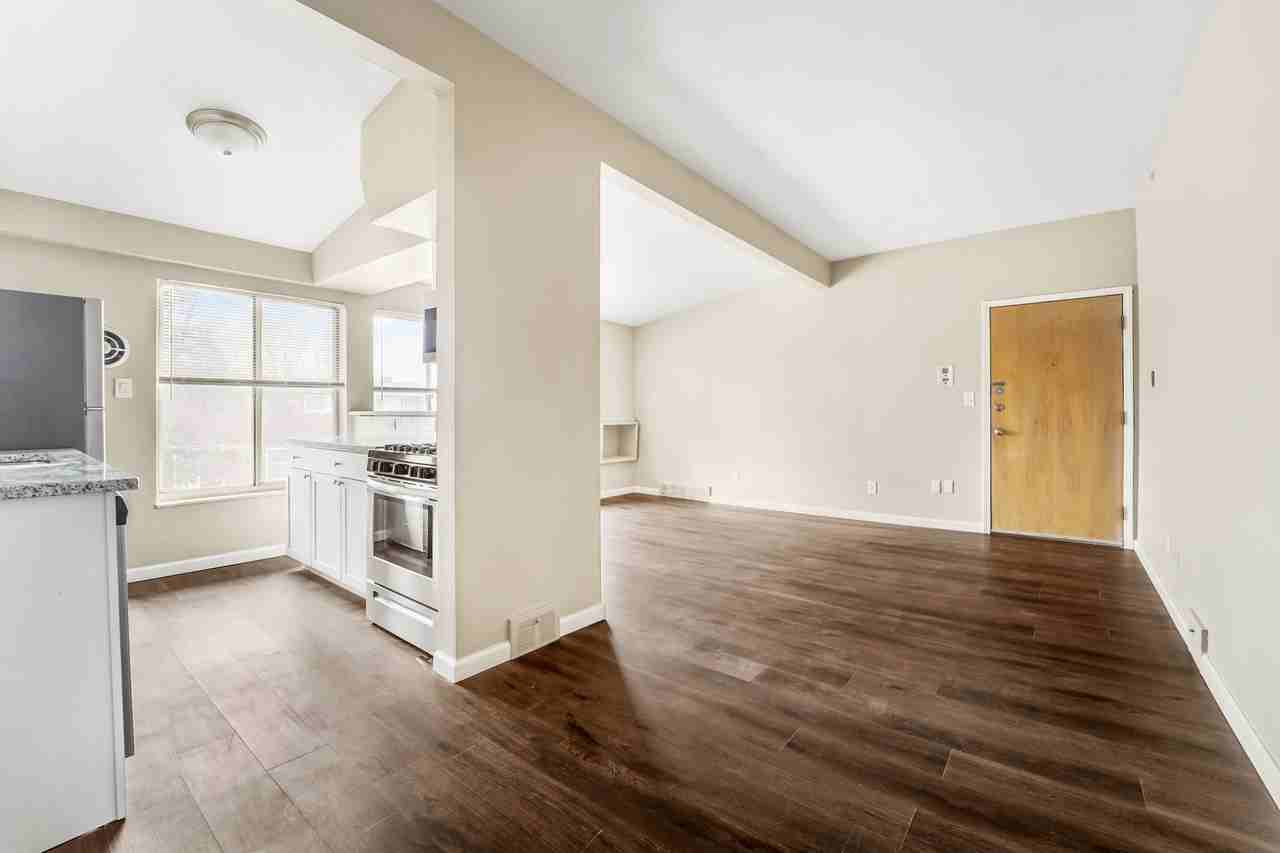 24591 Kelly Rd #24591-6UPG - Photo 4 of 10