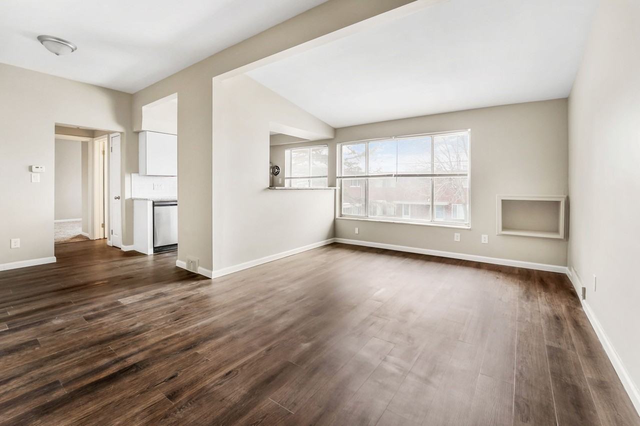 24591 Kelly Rd #24591-6UPG - Photo 7 of 10