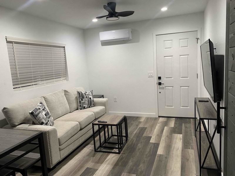 1788 Shadewood Ln - Photo 2 of 9