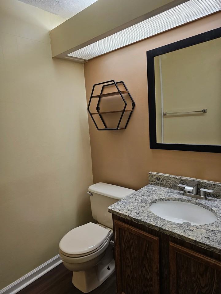 7951 Sunset Cove Dr - Photo 4 of 21