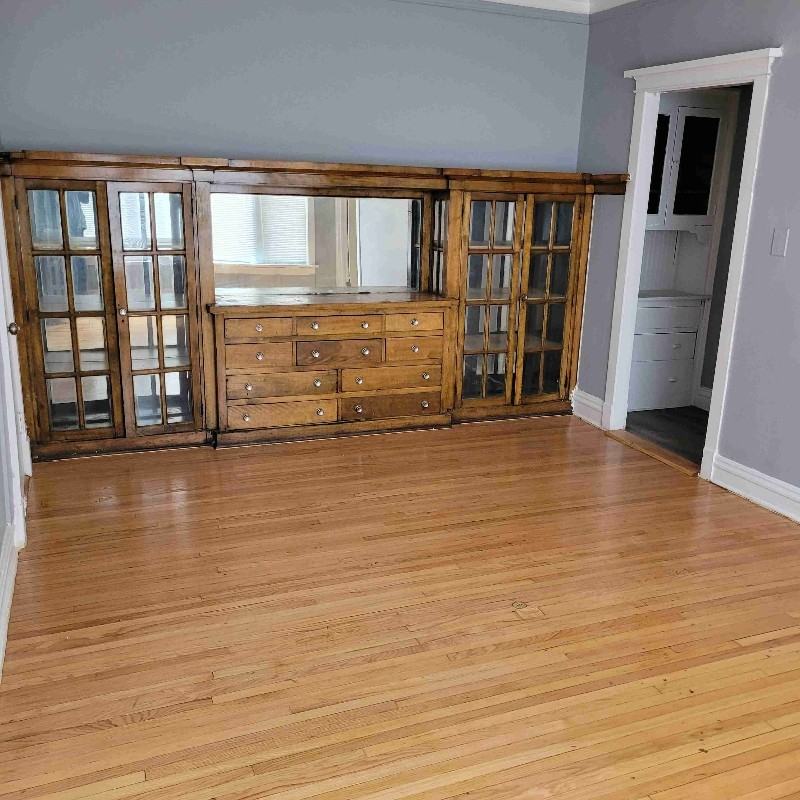4819 S King Dr #2A - Photo 2 of 9