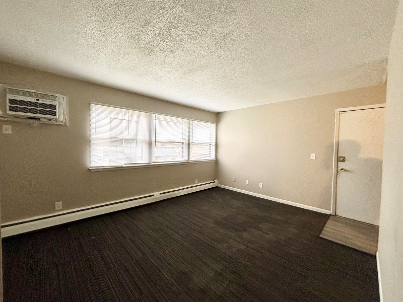 1809 Arlington Ave #10 - Photo 4 of 7