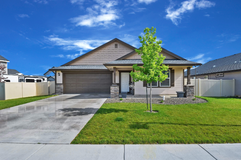 3676 E Hags Head St - Photo 2 of 14