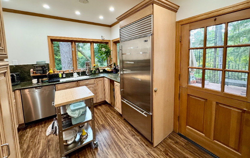 14520 Fremont Ave N - Photo 4 of 10