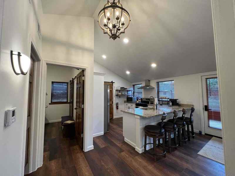 358 Petroleum Center Rd - Photo 5 of 20
