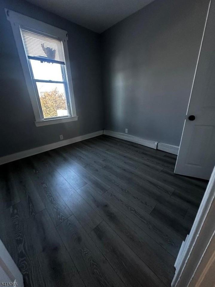 311 Buffalo Ave - Photo 5 of 6