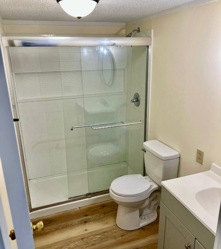 818 Bay St #5 - Photo 7 of 7