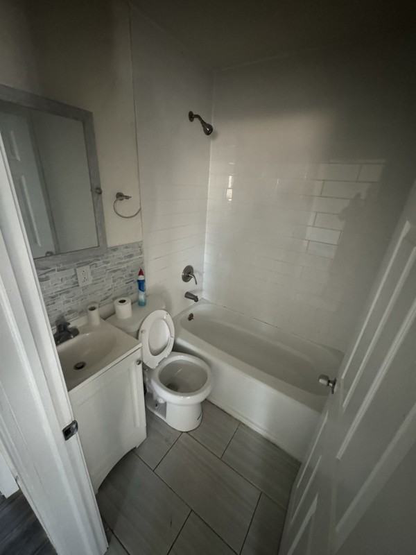 27 Hillside Ave #8 - Photo 6 of 10