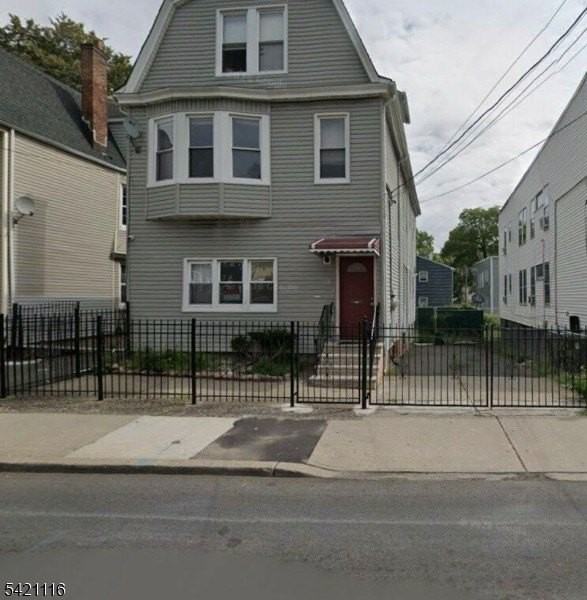 138 Stuyvesant Ave #1F - Photo 3 of 8