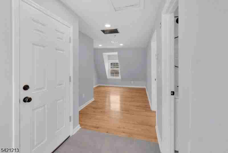 157 Fairmount Ave #3 - Photo 5 of 8