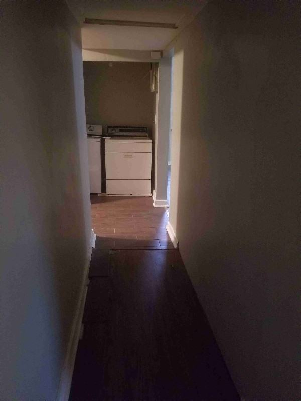 3305 E 19th St - Photo 7 of 37